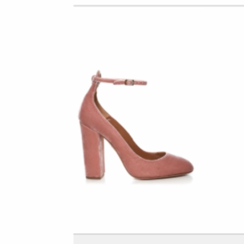 Aquazzura Alix Velvet Pump in light pink